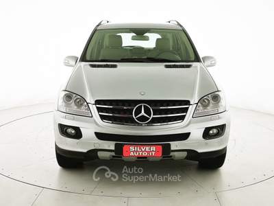 Mercedes-Benz Classe M CDI Sport Argento usata Crema