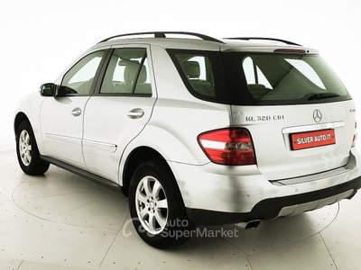 Mercedes-Benz Classe M CDI Sport Argento usata Crema