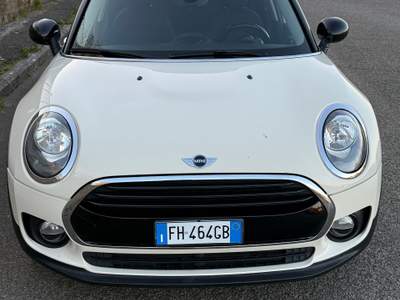 MINI Clubman Sensori park Navi Volante Multifunzione Bianco usata Farnese