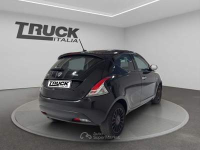 Lancia Ypsilon  - ypsilon 1.0 firefly hybrid silver s&s 70cv Blu/Azzurro usata Pisa