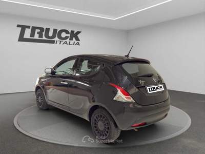 Lancia Ypsilon  - ypsilon 1.0 firefly hybrid silver s&s 70cv Blu/Azzurro usata Pisa