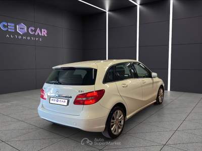 Mercedes-Benz Classe B B 180 cdi blueefficiency executive Bianco usata Roma