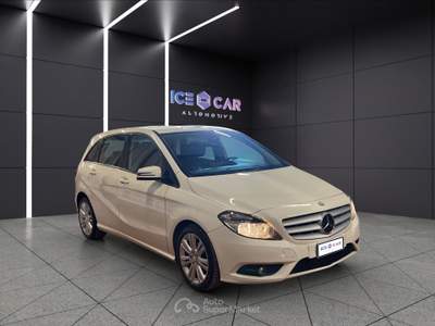 Mercedes-Benz Classe B B 180 cdi blueefficiency executive Bianco usata Roma