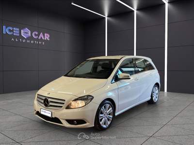 Mercedes-Benz Classe B B 180 cdi blueefficiency executive Bianco usata Roma