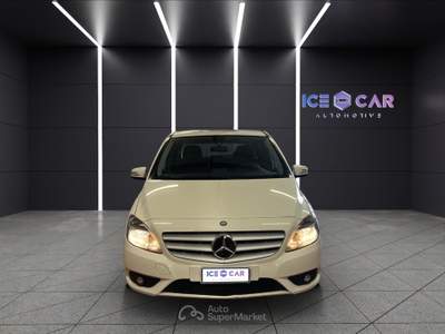 Mercedes-Benz Classe B B 180 cdi blueefficiency executive Bianco usata Roma