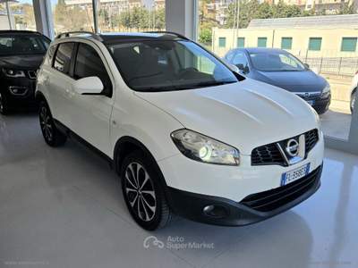 Nissan Qashqai Qashqai 1.5 dCi DPF Tekna TETTO PANORAMICO Bianco usata Ascoli Satriano