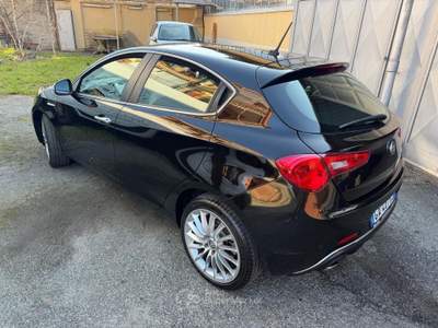 Alfa Romeo Giulietta Super Nero usata Torino
