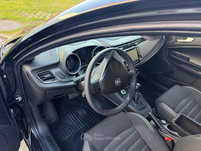 Alfa Romeo Giulietta Super Nero usata Torino