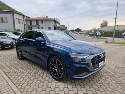 Audi Q8 50 TDI 286cv quattro tiptronic Sport SLINE INTERNO ED ESTERNO Blu/Azzurro usata Prevalle