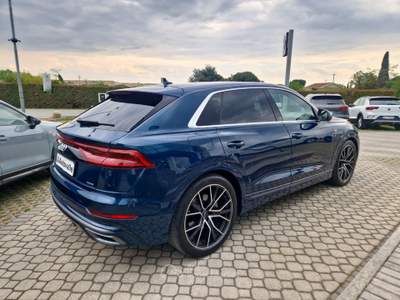 Audi Q8 50 TDI 286cv quattro tiptronic Sport SLINE INTERNO ED ESTERNO Blu/Azzurro usata Prevalle