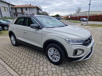Volkswagen T-Roc T-Roc 1.0 tsi Life 110cv Bianco usata Prevalle
