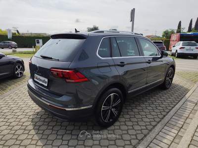 Volkswagen Tiguan 2.0 TDI SCR 110KW Life DSG Grigio usata Prevalle