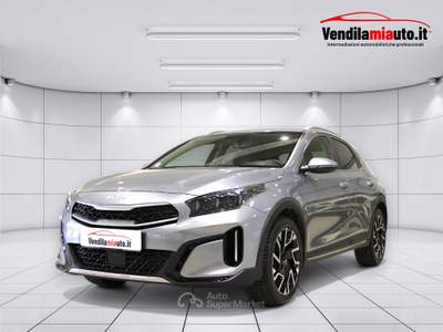 Kia XCeed 1.5 T-GDi 160 CV MHEV iMT Business Grigio usata Milano