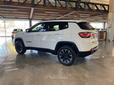 Jeep Compass Compass 1.3 Turbo T4 240 CV PHEV AT6 4xe Trailhawk Bianco usata Mazzano