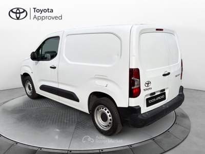 Toyota Proace 1.5D 75cv S&S MT L1 S Bianco usata Varese