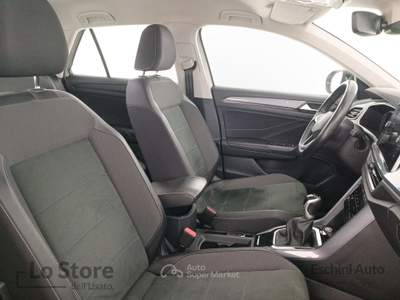 Volkswagen T-Roc 1.0 tsi style 110cv Grigio usata Pisa