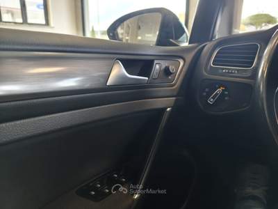 Volkswagen Golf DSG 5p. Business BlueMotion Technology Blu/Azzurro usata Montecatini-Terme