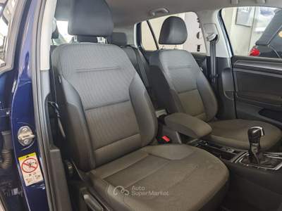 Volkswagen Golf DSG 5p. Business BlueMotion Technology Blu/Azzurro usata Montecatini-Terme