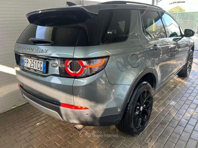 Land Rover Discovery Sport Discovery Sport  2.0 td4 HSE awd 150cv autocarro Grigio usata Oleggio