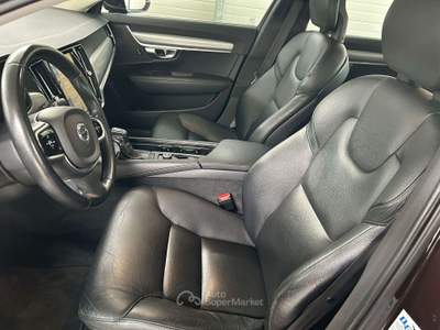 Volvo V90 V90 2016 2.0 d3 Momentum geartronic Marrone usata Oleggio