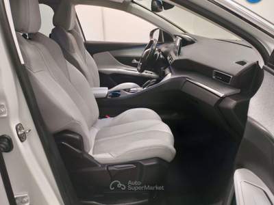 Peugeot 5008 1.5 bluehdi Allure ***7 Posti*** Bianco usata Abbiategrasso