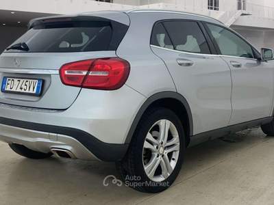 Mercedes-Benz GLA GLA-200 Premium tetto panoramico fisso pelle+adas Argento usata Villasanta
