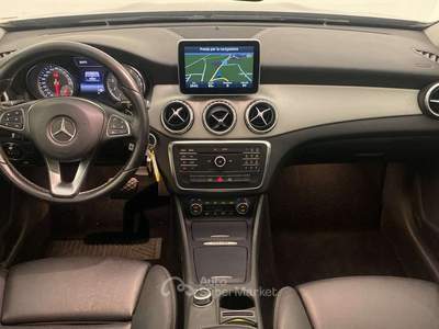 Mercedes-Benz GLA GLA-200 Premium tetto panoramico fisso pelle+adas Argento usata Villasanta