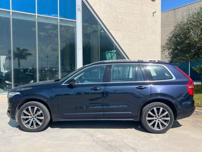 Volvo XC90 AWD Geartronic 7 posti Momentum Blu/Azzurro usata Gela