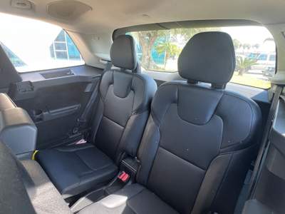 Volvo XC90 AWD Geartronic 7 posti Momentum Blu/Azzurro usata Gela