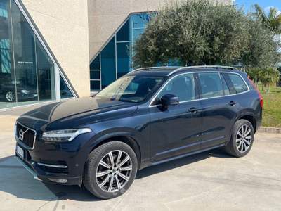 Volvo XC90 AWD Geartronic 7 posti Momentum Blu/Azzurro usata Gela
