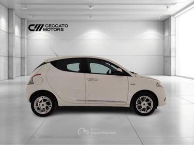 Lancia Ypsilon 1.2 Elefantino Bianco usata Padova