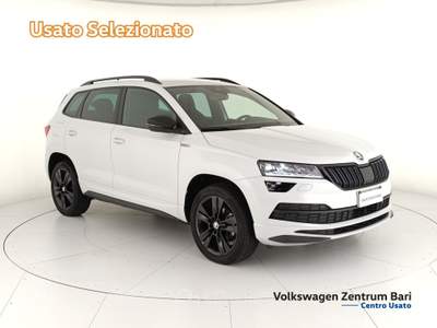 Skoda Karoq 2.0 tdi evo sportline 115cv dsg Bianco usata Bari