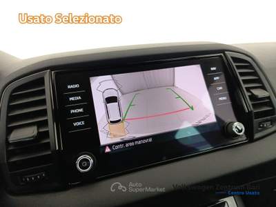Skoda Karoq 2.0 tdi evo sportline 115cv dsg Bianco usata Bari
