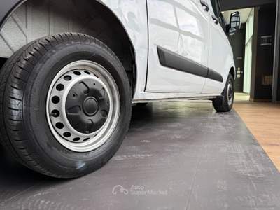 Ford Transit Custom Tran.Cust.260 2.0EcoB.PC Furg. Entry Bianco usata San Michele salentino