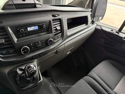 Ford Transit Custom Tran.Cust.260 2.0EcoB.PC Furg. Entry Bianco usata San Michele salentino