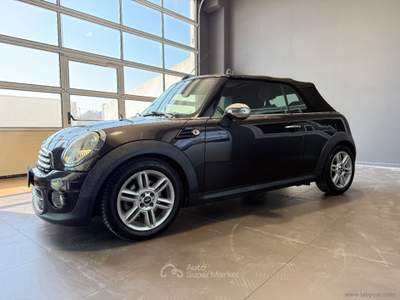 MINI Clubman Mini Cooper D Cabrio Automatica Nero usata San Michele salentino