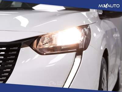 Peugeot 208 1.5 BlueHDI Active S&amp;S 100cv Bianco usata Latina