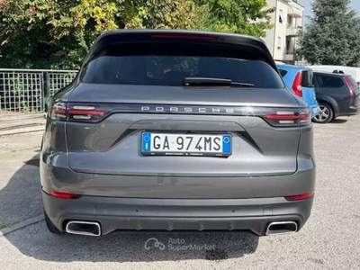 Porsche Cayenne Cayenne III 3.0 ehybrid tiptronic Porsche Approved Grigio usata Jesi