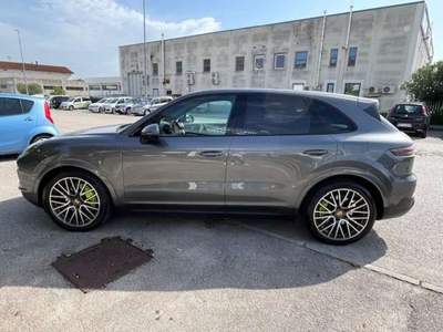Porsche Cayenne Cayenne III 3.0 ehybrid tiptronic Porsche Approved Grigio usata Jesi