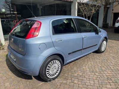 Fiat Grande Punto 1.3 MJT 5 porte Neopatentati Blu/Azzurro usata ROSà
