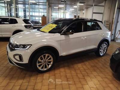 Volkswagen T-Roc 2.0 TDI SCR 150 CV DSG Style FULL LED Nero usata Vigevano