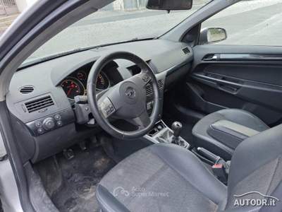 Opel Astra Station Wagon 1.9 CDTI 120CV Cosmo Argento usata Monte San Giusto