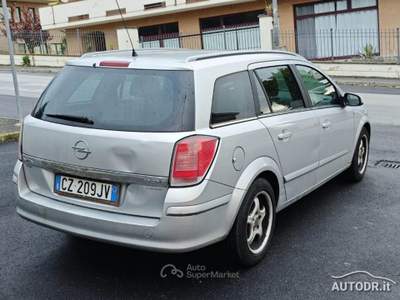 Opel Astra Station Wagon 1.9 CDTI 120CV Cosmo Argento usata Monte San Giusto