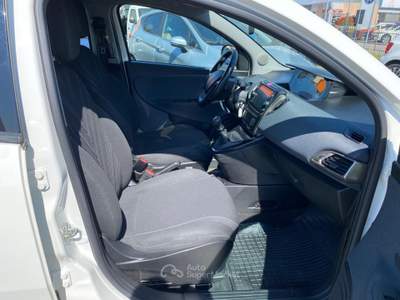 Lancia Ypsilon 1.0 FireFly 5 porte S&S Hybrid Alberta Ferretti Bianco usata Sinalunga