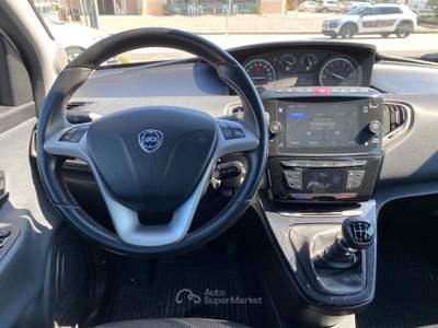 Lancia Ypsilon 1.0 FireFly 5 porte S&S Hybrid Alberta Ferretti Bianco usata Sinalunga