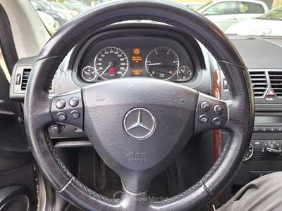Mercedes-Benz Classe A OTTIME CONDIZIONI TAGLIANDATA GARANZIA 12 MESI Argento usata Mercato San Severino