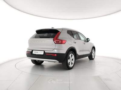 Volvo XC40 B3 automatico Core - Garanzia estesa Bianco usata Modena