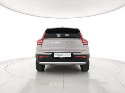 Volvo XC40 B3 automatico Core - Garanzia estesa Bianco usata Modena