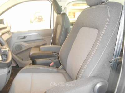 Volkswagen Multivan PASSO LUNGO 8 POSTI Bianco usata Chions