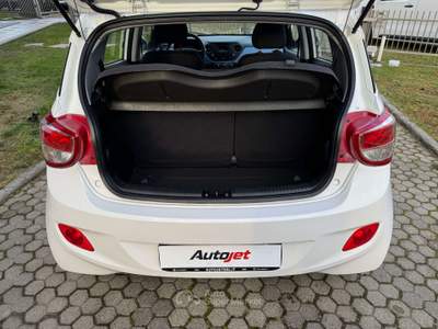 Hyundai i10 i10 1.0 Comfort auto Bianco usata Ciriè